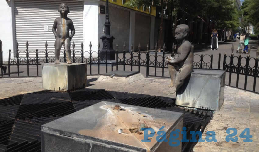 El niño mión fue encontrado encobijado dentro de una jardinera ubicada sobre la avenida Juárez al cruce con el andador Huerto, a sólo unas cuadras del sitio donde se cometió el robo. Cuadras más adelante estaba el perpetrador, al parecer indigente/Fotos: Francisco Tapia y especial