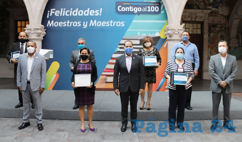 El mandatario precisó que los docentes de Aguascalientes han estado trabajando comprometidos con las nuevas formas de enseñanza