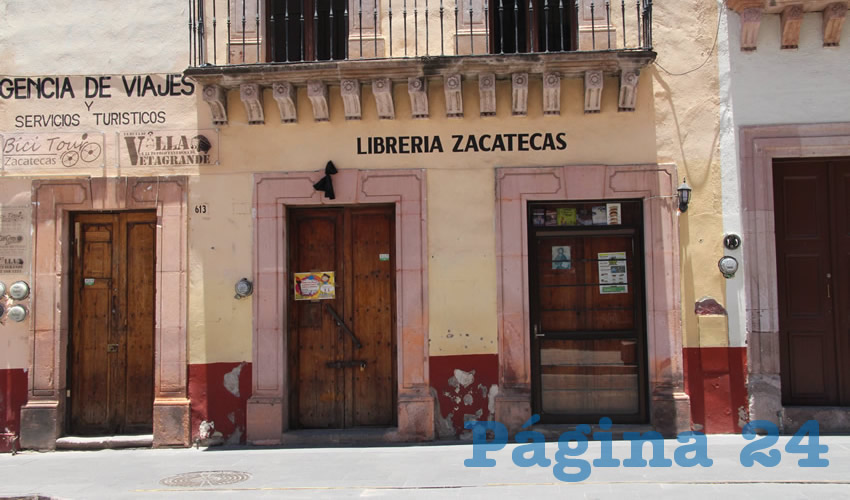 El comercio librero también es afectado (Foto: Rocío Castro Alvarado)
