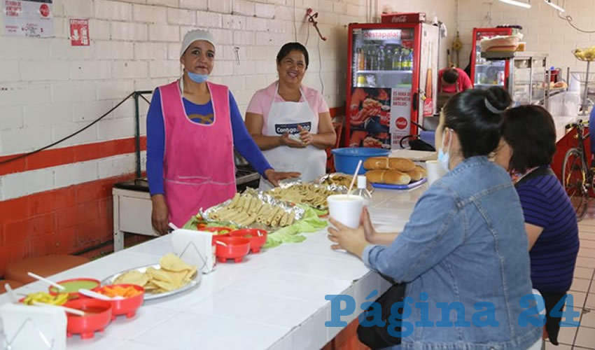 En Tacos y Gorditas Los Brothers, en el mercado Morelos, venden desayunos para llevar a casa