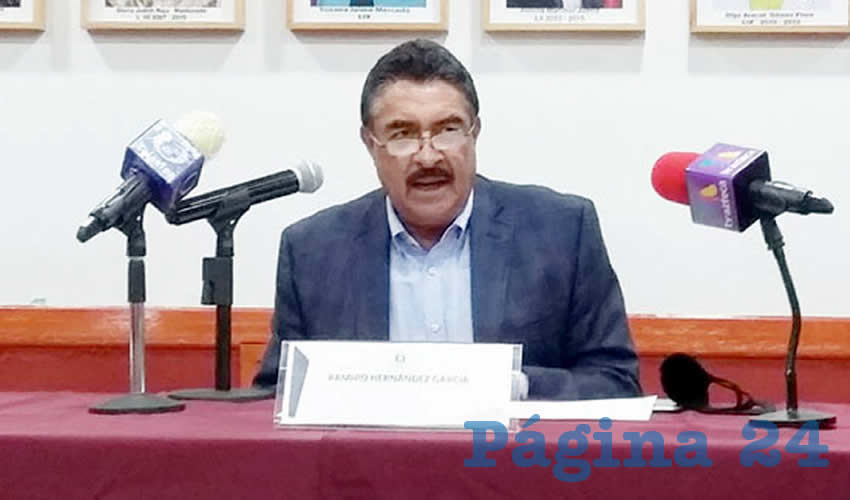 “No podemos avalar una nueva deuda si antes no se hacen esfuerzos verdaderos para recortar y dirigir el gasto púbico. (...) Con la contingencia se quiere justificar la disposición de más recursos, sin tener una propuesta clara del destino de los 6 mil 200 millones de pesos”, sostuvo Ramiro Hernández, presidente estatal del PRI/Foto: Francisco Tapia