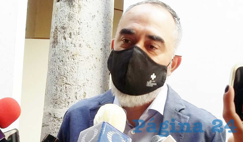 Salvador Caro dijo que diputados discuten junto con el gobernador “con cabal responsabilidad este momento histórico tan delicado, y estos esfuerzos que estamos haciendo van a permitir que entre tres y seis meses la economía esté como estaba antes y eso es lo que nos importa”/Foto: Francisco Tapia