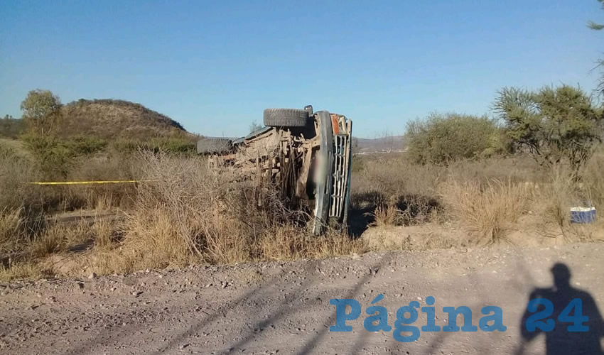El fatal percance de una camioneta Ford Ranger ocurrió en las inmediaciones de la comunidad Cerro Blanco