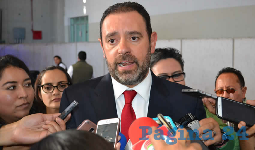 Alejandro Tello Cristerna, gobernador de Zacatecas: “Hay muchos presos y empiezan a delinquir desde los penales o fuera de ellos para tratar de recuperar el daño patrimonial que están sufriendo” (Foto: Archivo de Página 24 Zacatecas)