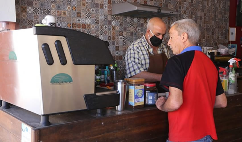 En Caf&eacute; San Antonio lleve su caf&eacute; a casa y disfr&uacute;telo con una buena lectura