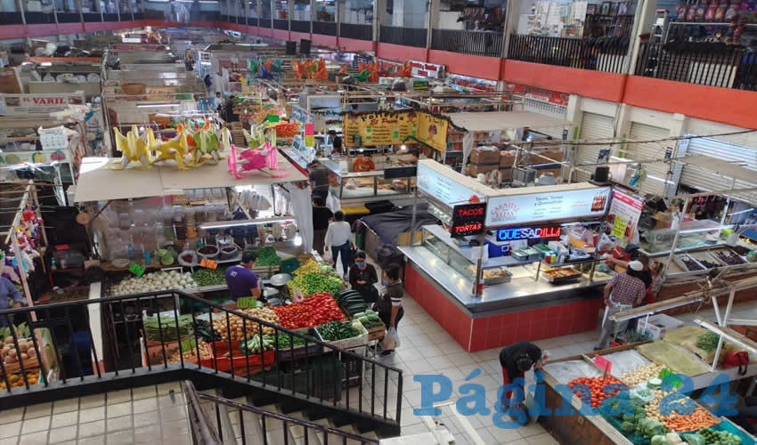 Los nueve mercados municipales permanecen abiertos de 8:00 a 17:00 horas, confirmando que los espacios son desinfectados a diario 