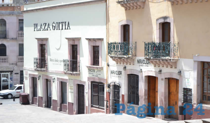 En un documento de casi 40 páginas se exponen procedimientos de prevención y control para el COVID-19 que deberán tomar colaboradores, proveedores y clientes que ingresen a las instalaciones de los establecimientos, así como la activación y aplicación de planes de contingencia (Foto Merari Martínez)
