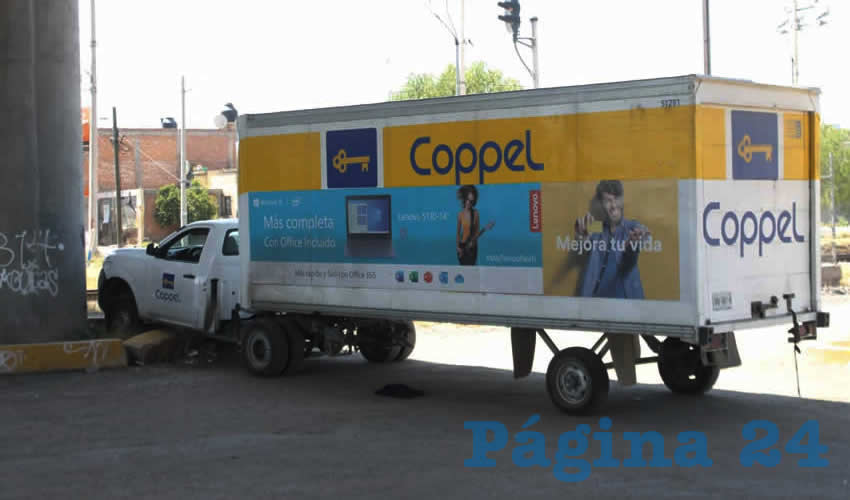 El pasado martes, cinco delincuentes secuestraron a un chofer de Coppel y robaron una camioneta y un remolque que contenía mercancía con valor superior a los 750 mil pesos