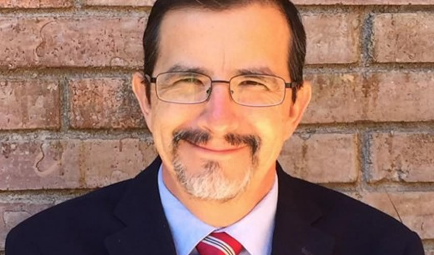 El Mtro. Edgar Pérez Navarro