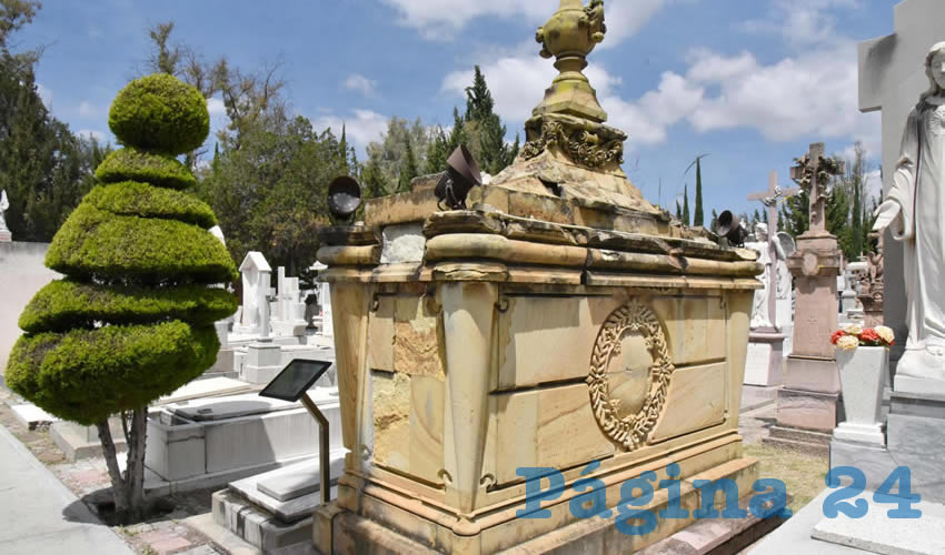 Los cementerios continuar&aacute;n limitados a proporcionar servicios de inhumaci&oacute;n cuando as&iacute; se requiera