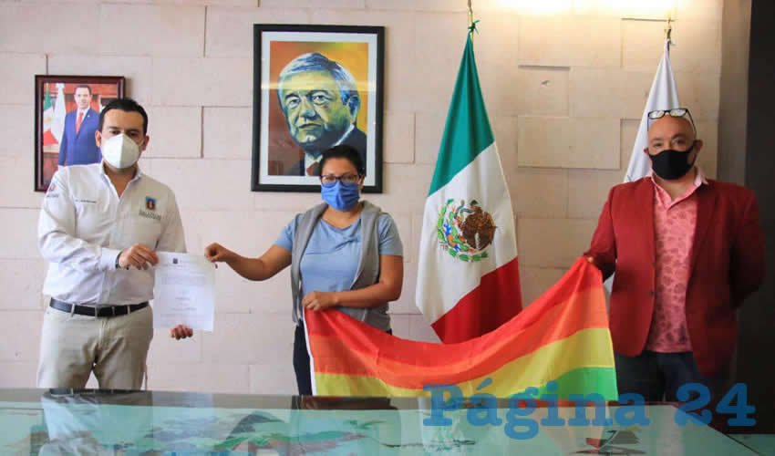 “La homofobia, lesbofobia y transfobia no debe ser tema de odio, y para ello luchamos a diario por lograr una sociedad tolerante y respetuosa, teniendo en cuenta que todas y todos valemos”: Ulises Mejía Haro