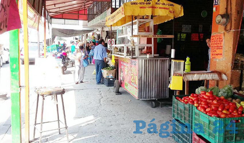 Pese a la reactivación económica que dio inicio esta semana, en diversos comercios de la colonia Las Juntas, en Tlaquepaque, locatarios lamentaron que el proceso de volver a la “normalidad” es lento, pues sus ventas están por los suelos/Foto: Francisco Tapia