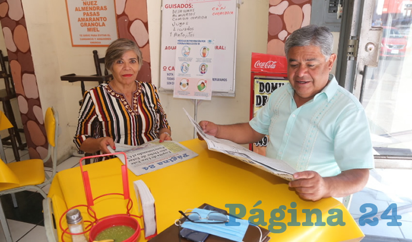 En Fuentes de Sodas Mapi desayunaron Juana Padilla Romo y Miguel &Aacute;ngel Ortiz Rodr&iacute;guez