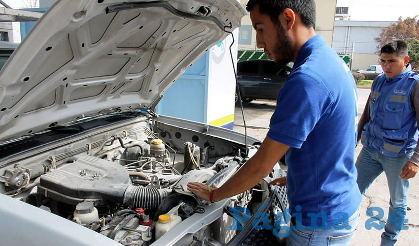 Con la verificaci&oacute;n vehicular se est&aacute; contribuyendo a la preservaci&oacute;n y cuidado de la calidad del aire en el estado