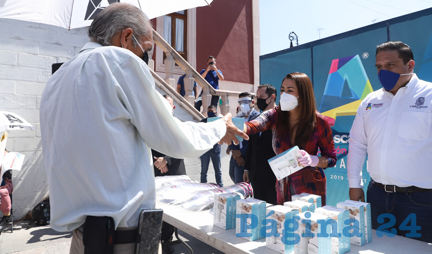 Con el uso de los term&oacute;metros digitales y las caretas protectoras, los comerciantes se sentir&aacute;n tranquilos al recibir a las personas que asisten a estos comercios