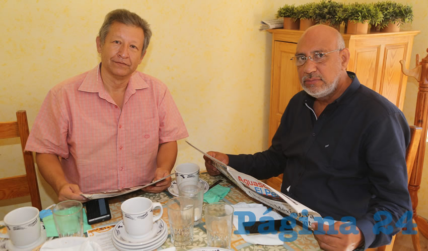 Juanjo Sifuentes, director de Ags Radio; y Gerardo Santoyo, reportero de Ags Radio; compartieron el primer alimento del d&iacute;a en el restaurante La Estaci&oacute;n