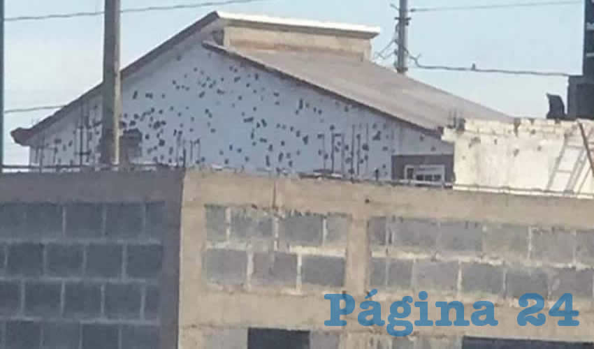 Así quedo una de las casas en el enfrentamiento armado