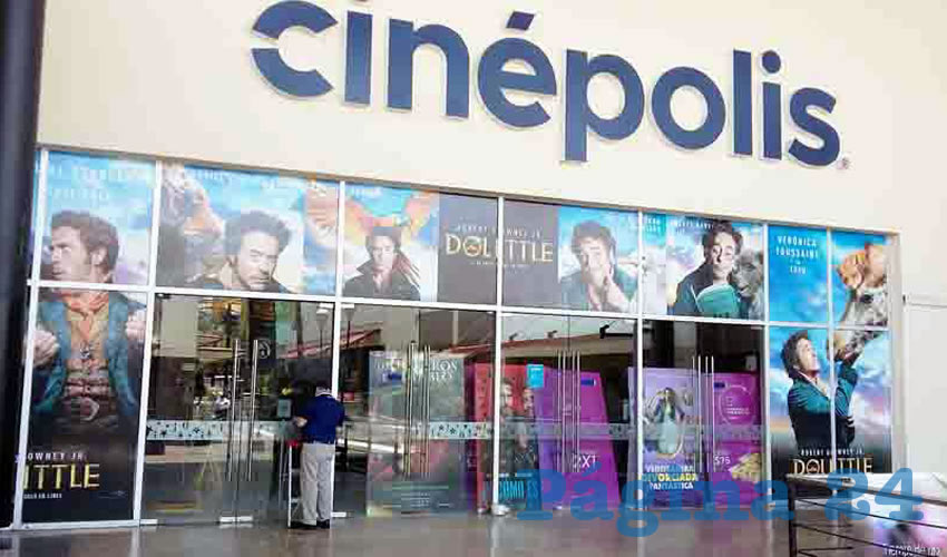 Se dijo que siguiendo la sana distancia, por lo menos todo julio las salas de cine de la ciudad operarán bajo un esquema tipo “dominó”, donde por cada dos espacios disponibles habrá tres clausurados/Fotos: Francisco Tapia