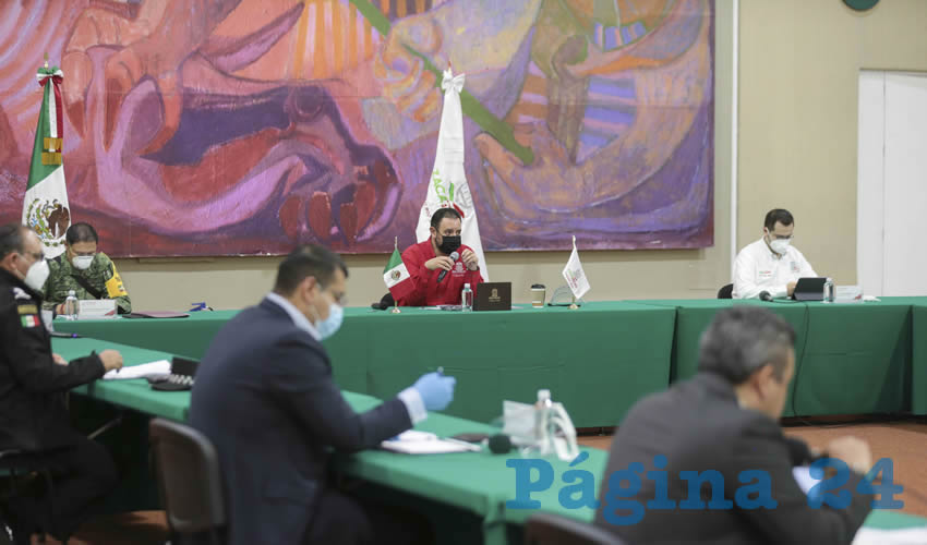 Al gobernador Alejandro Tello ya se le olvidó que él prometió, a cambio del voto que lo llevó al poder, a regresarnos la paz y la tranquilidad, firmando un Contrato con Zacatecas al que le agregó una cláusula que dice: “Si no cumplo, ¡me voy!”, y ahora recula diciendo que no se va, porque “la violencia y la inseguridad es problema de todos” (Foto: oficial)
