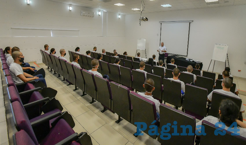 La capacitación se realiza cumpliendo los protocolos y lineamientos establecidos por las autoridades sanitarias