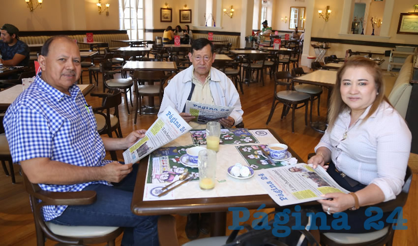 En Sanborns Francia compartieron el pan y la sal José Ángel Díaz, Arturo Díaz Ornelas y Alicia Díaz Pineda