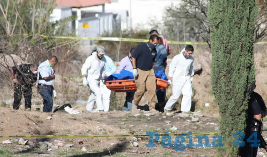 En un lote bald&iacute;o ubicado en la finalizaci&oacute;n, fueron tirados los dos cuerpos, a&uacute;n no identificados