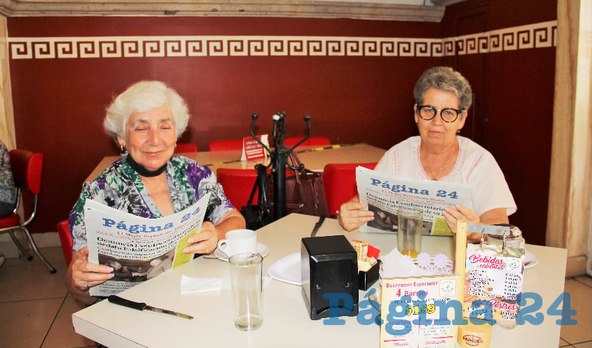 También en el restaurante Mitla desayunaron Enriqueta Islas Ramírez y Lourdes Dávila Martín