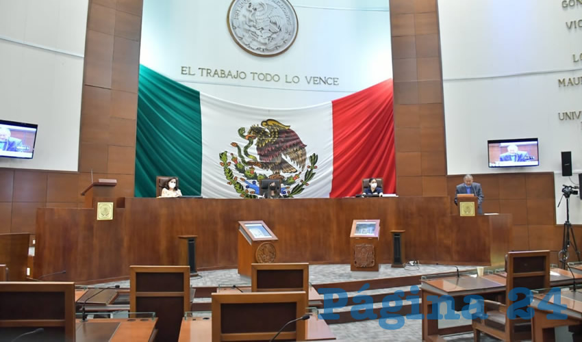 Este advenimiento fue elaborado por los diputados Héctor Adrián Menchaca Medrano, Jesús Padilla Estrada, ambos de Movimiento Regeneración Nacional (Morena), así como por Gabriela Evangelina Pinedo Morales del Partido del Trabajo (PT) (Foto Rocío Castro Alvarado)