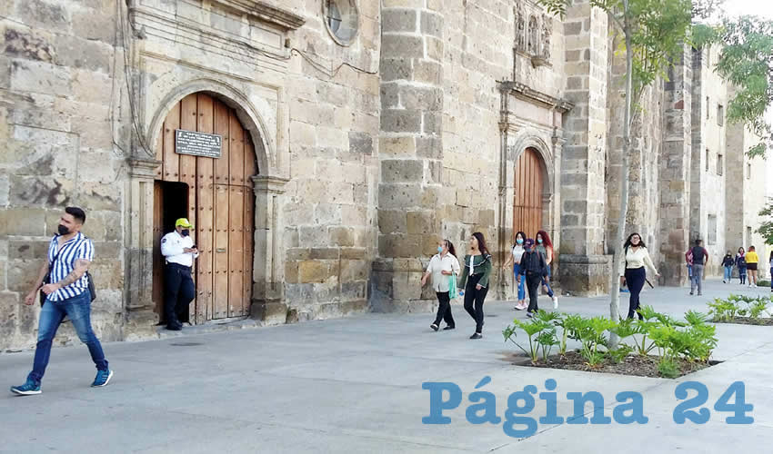 Que Enrique Alfaro le hable a la gente de acuerdo sus necesidades e intereses, no a los del gobierno, llamó el regidor de Guadalajara Miguel Zárate, pues sólo así la gente entenderá lo que le toca hacer para combatir el problema/ Foto: Archivo Página 24