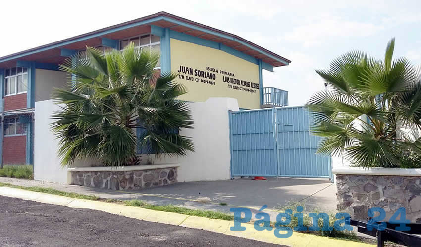 Desde que inició la pandemia las escuelas permanecen cerradas; para continuar con la educación de niños de educación básica, la SEJ implementó “estrategias” que ayudarían a los maestros a evaluar a los alumnos con un plan emergente, pero los resultados de esto no han logrado ser capturados/Foto: Francisco Tapia
