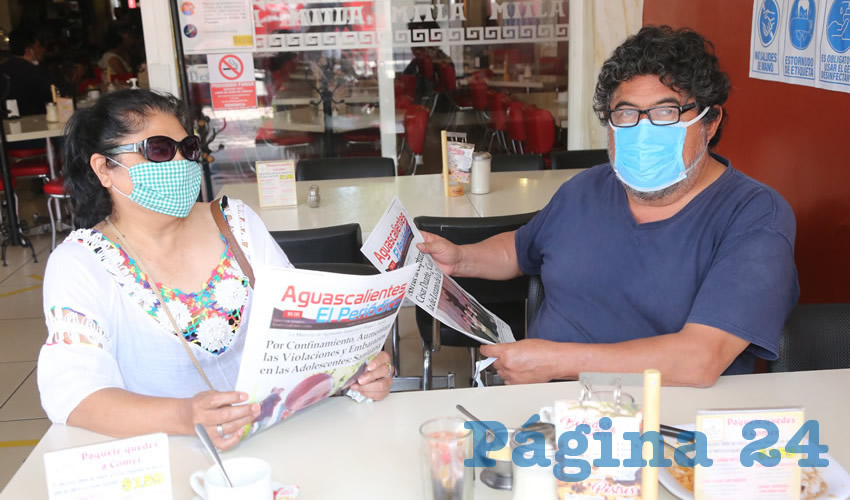 En el restaurante Mitla desayunaron Silvia P&eacute;rez Ponce y David Herrera Hern&aacute;ndez, que nos visitan de Monterrey