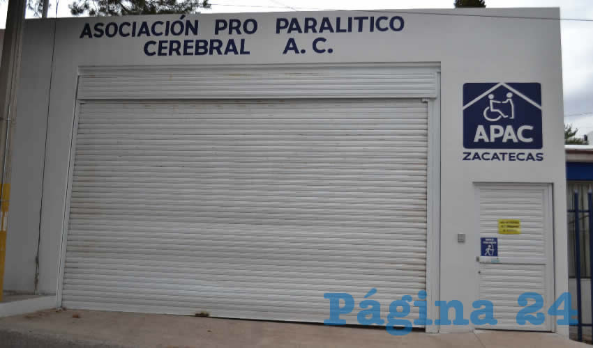 Recalcaron que el centro no tiene lo necesario para regresar a sus labores, aunque deberán seguir trabajando a pesar que no han tomado en cuenta que algunos maestros y terapistas tiene más de cinco niños al día en cada salón (Foto: Merari Martínez)