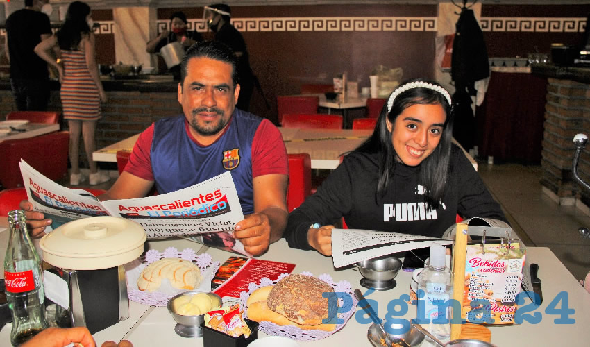 En el restaurante Mitla desayunaron Marco Antonio Reyes G&oacute;mez y Alexia Reyes Moreno