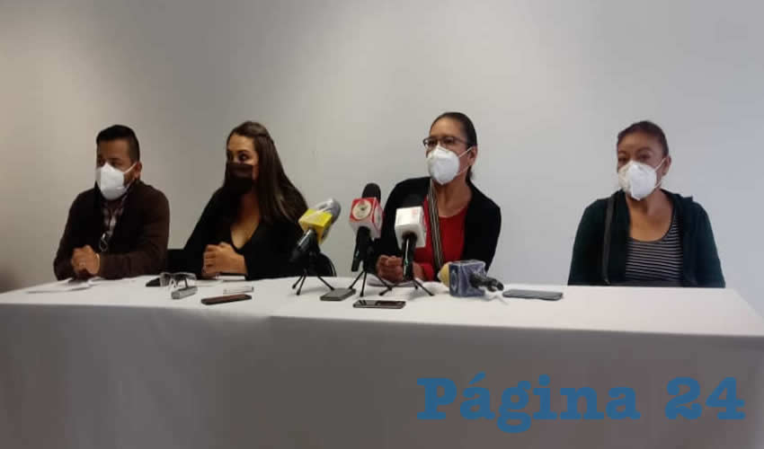 Norma Angélica Castorena Berrelleza, secretaria general de la Sección 39 del Sindicato Nacional de Trabajadores de la Secretaría de Salud (SNTSS), y familiares de la enfermera Esthela Yessenia Torres Rodríguez, quien falleció el 26 de julio a causa de COVID-19 y su que su cadáver está en calidad de desaparecido, anunciaron que interpondrán una denuncia en la Fiscalía General de Justicia del Estado de Zacatecas (FGJEZ) y una queja ante la Comisión de Derechos Humanos del Estado (CDHEZ) en contra del Instituto de Seguridad y Servicios Sociales de los Trabajadores del Estado (ISSSTE) (Foto Cortesía)
