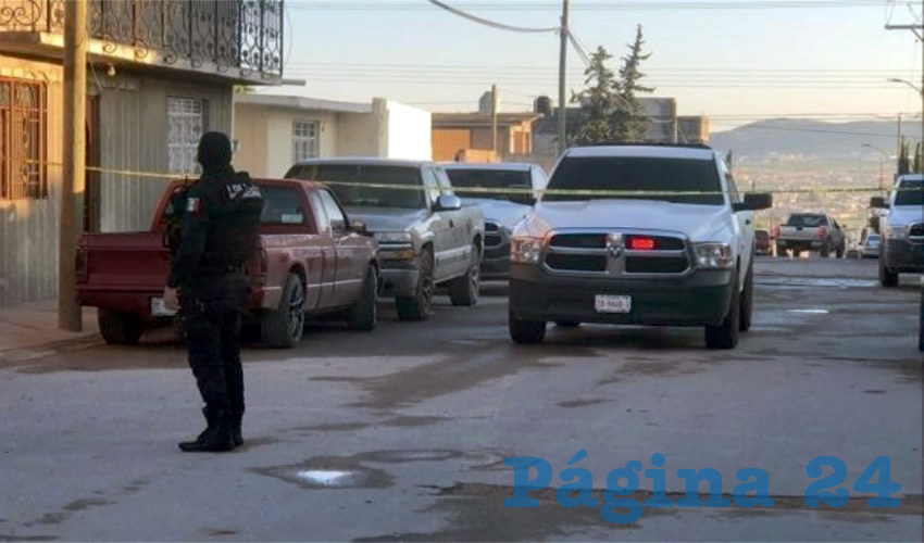 A la llegada de los uniformados localizaron un domicilio donde habían baleado a dos hombres los cuales ya no contaban con signos vitales