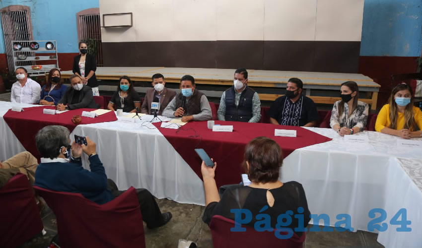 Diputados, alcalde y regidores de Morena apoyan a Mario Delgado para dirigente nacional del partido (Foto: Eddylberto Luévano Santillán)