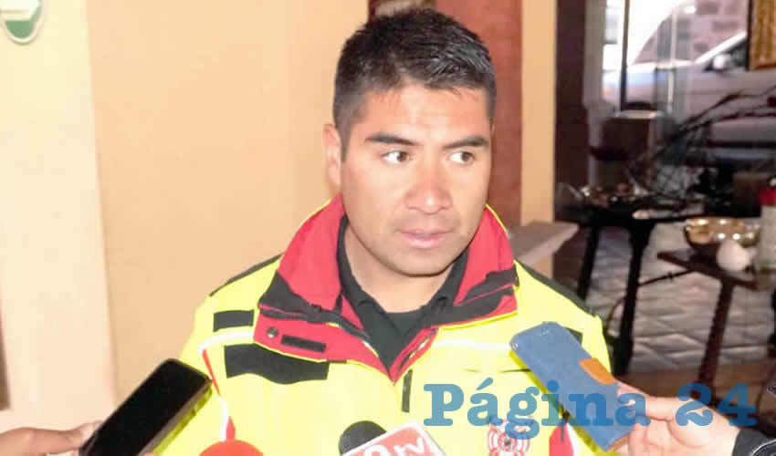 Moisés Cortez Solís, comisario de la Policía Ambiental, informó que se reunirán con autoridades de la Dirección de Policía de Seguridad Vial (DPSV) para hacer un convenio de colaboración para la verificación del transporte público que genera contaminación (Foto Archivo Página 24)