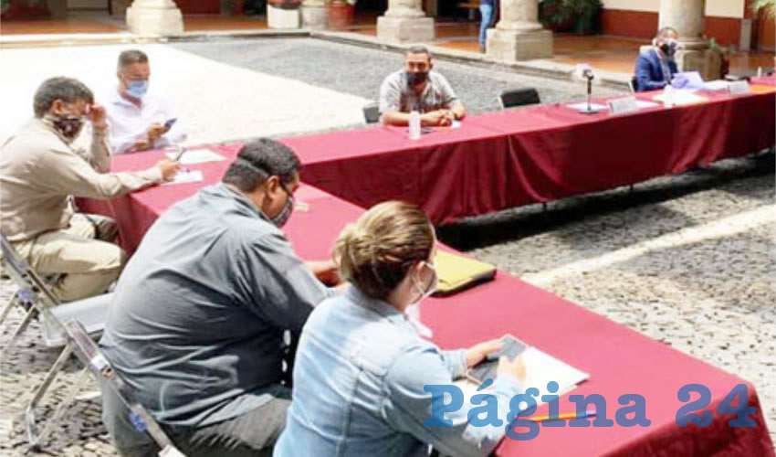 Aunque pareciera que los diputados gastarán menos de manera global, la parte de la nómina incrementó, ya que los 830 millones de pesos que le pedirán al gobierno estatal representan 100 millones más en relación al 2020/Foto: Cortesía