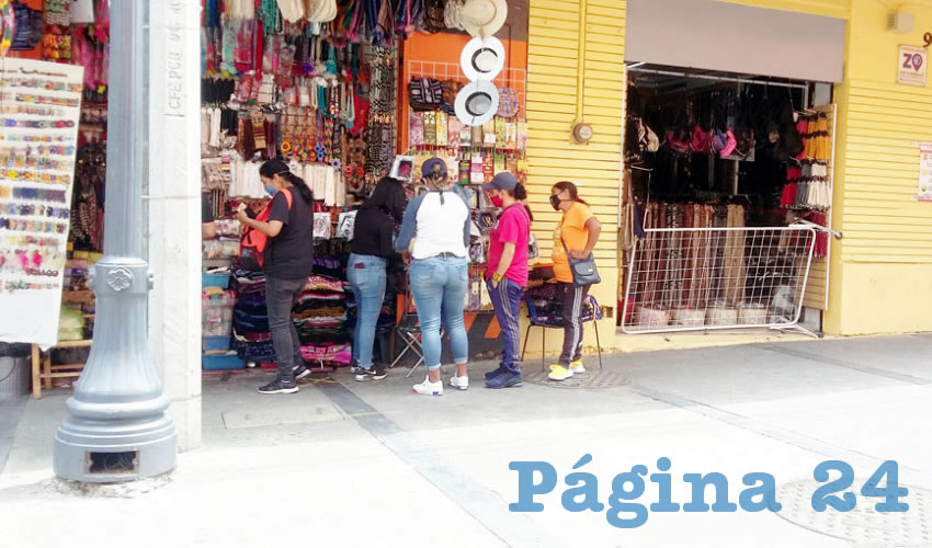 Están a menos de 40% las ventas en este otrora concurrido punto comercial, lamentaron trabajadores y dueños de negocios asentados en este corredor de Guadalajara. Piden que haya mayor patrullaje y que se atienda a los indigentes/Foto: Francisco Tapia
