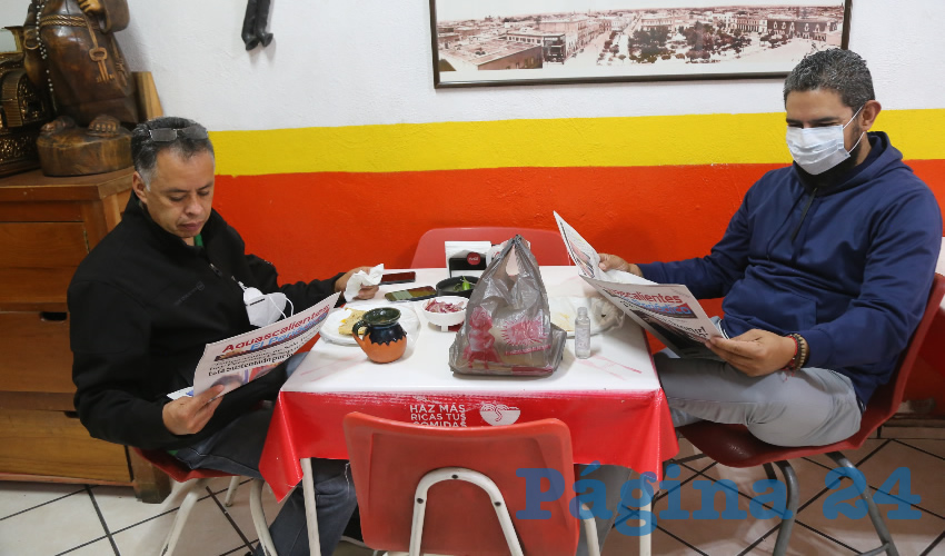 En Gorditas La Merced compartieron el pan y la sal Jos&eacute; Hern&aacute;ndez y Gabriel Huerta 