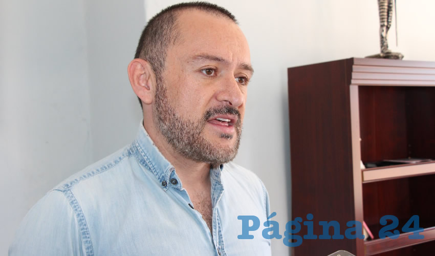 Raymundo Moreno Romero, activista social y presidente de la Fundación Orgullo Zacatecas (Foto: Archivo Página 24)
