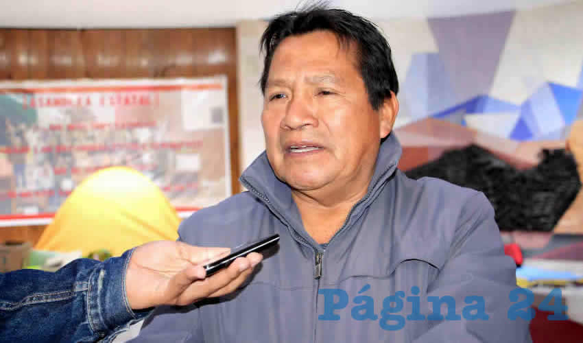 Manuel Alvarado Pérez, líder estatal de la organización campesina El Barzón (Foto Archivo Página 24)