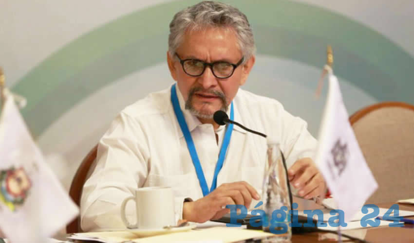 En torno a las irregularidades del caso de la detención de Luis Alonso “N”, ex funcionario de Puerto Vallarta que habría abusado de una niña de 10 años, el fiscal Solís Gómez sostuvo que pidió a la Fiscalía Anticorrupción investigar a todos los funcionarios involucrados y, en caso de ser necesario, fincar responsabilidades/Foto: Twitter @FGRMexico