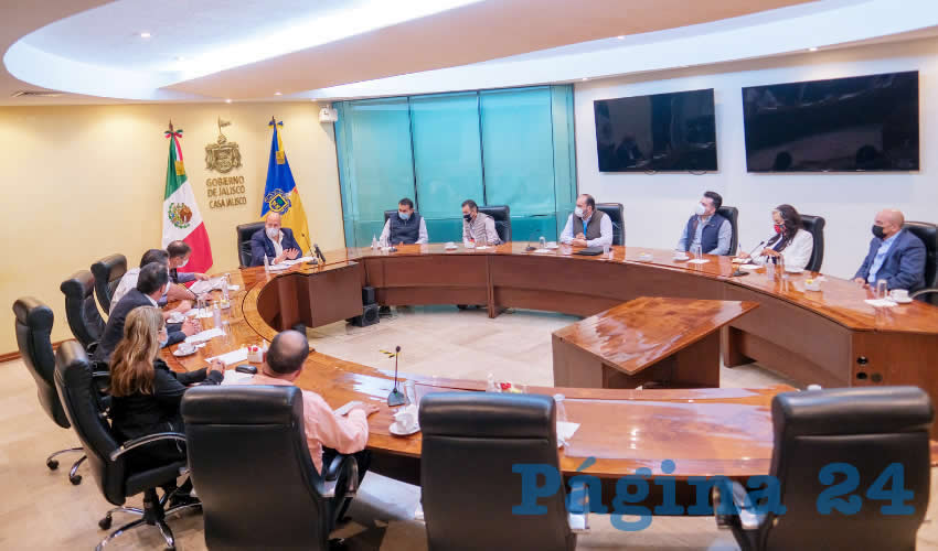 El gobernador dijo a alcaldes metropolitanos que debido a la pandemia de COVID-19, este año el Siapa no realizó los trabajos anuales de mantenimiento en la infraestructura hidráulica para no hacer cortes en el servicio en un momento que la gente requería agua, lo que incrementó la concentración de sólidos en las redes y tanques/Foto: Especial