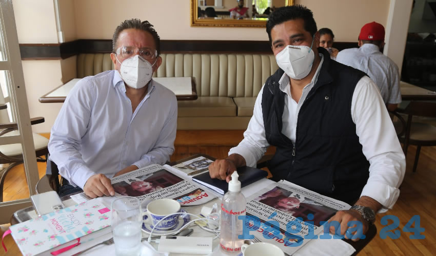 En Sanborns Francia departieron Pepe Estrada y Leonardo Monta&ntilde;ez Castro, titular de la Secretar&iacute;a de Desarrollo Social del Municipio de Aguascalientes