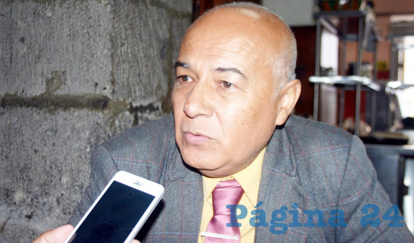 Carlos Darío Zataray Briseño, ex candidato independiente en dos ocasiones y actual presidente de la Asociación Mexicana Universal, dijo que es importante participar en la vida pública del estado y la ciudad, esto pese a que los candidatos no son muy prometedores/Foto: Francisco Tapia