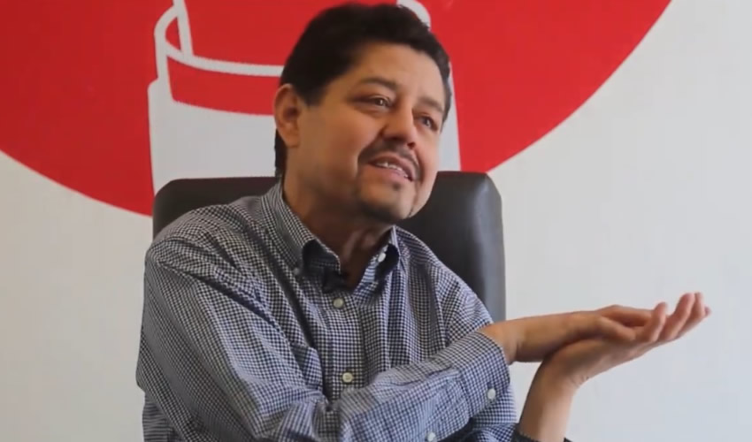 Alan Valladolid Delgado, presidente de la Asociaci&oacute;n Renal Venados, entidad adherente a la Coalici&oacute;n M&eacute;xico Salud-Hable (Foto: Tomada de video)