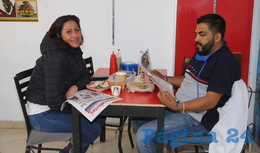 En El Maizito Azul compartieron el pan y la sal Maribel Mart&iacute;nez Silva y Omar P&eacute;rez Ornelas