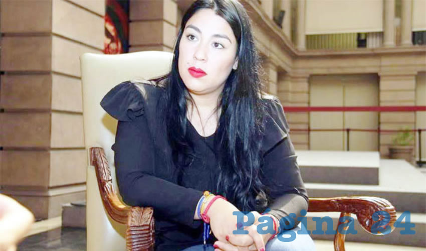 Nancy Gómez fue separada de su cargo “por no prestarse a modificar de forma mañosa una carpeta de investigación, como se lo ordenaban sus jefes”; además, por denunciar los hechos ha sido hostigada y amedrentada, lamentó Hugo Rodríguez, delegado de Morena/Foto: Especial