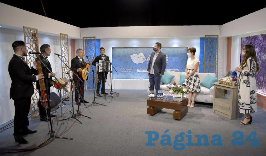 El programa tendrá una duración de las 11:00 a las 13:00 horas y la ceremonia de acción de gracias se efectuará de manera virtual de las 13:00 a 14:00 horas